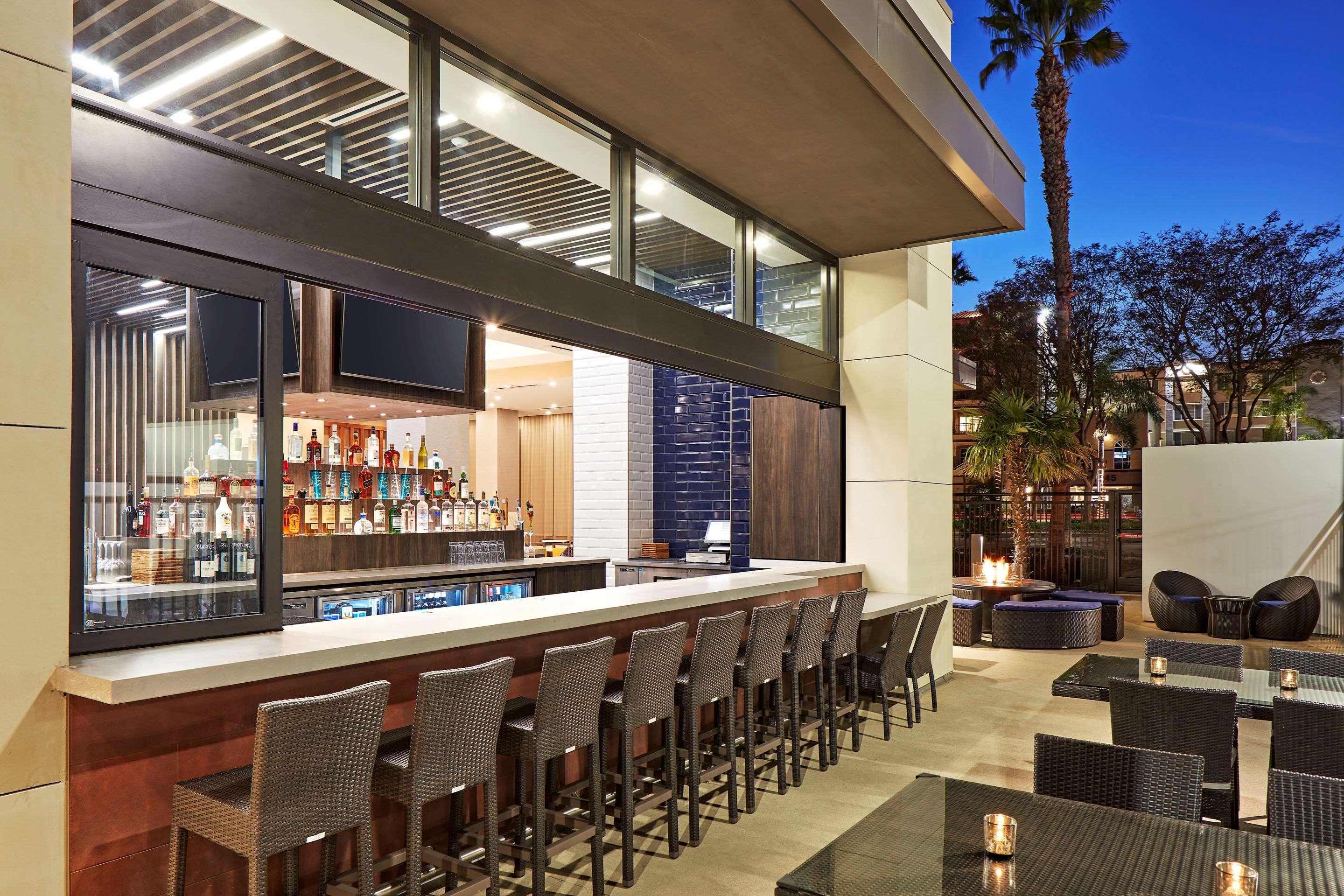 Cambria Hotel & Suites Anaheim Resort Area Zewnętrze zdjęcie