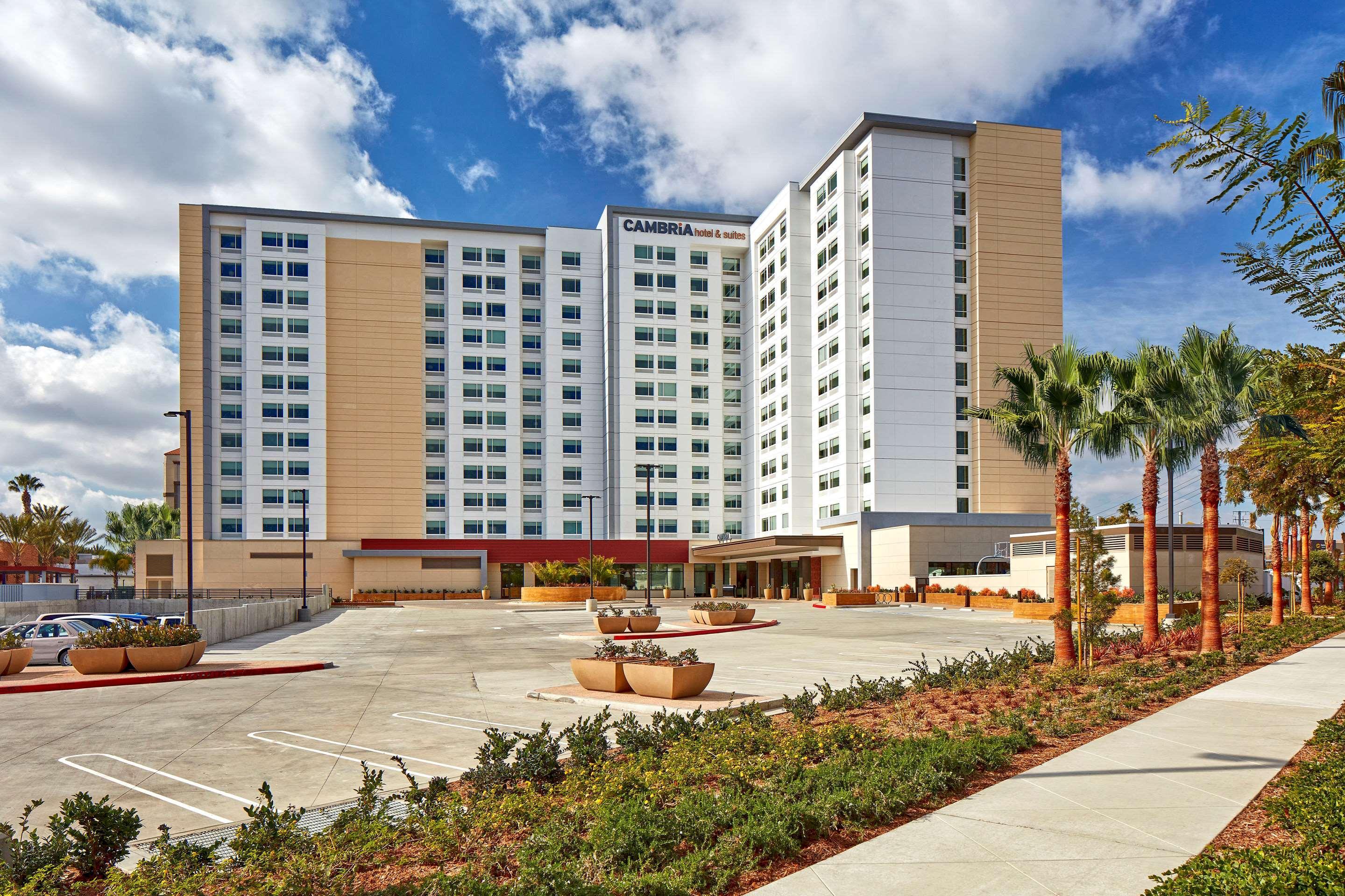 Cambria Hotel & Suites Anaheim Resort Area Zewnętrze zdjęcie