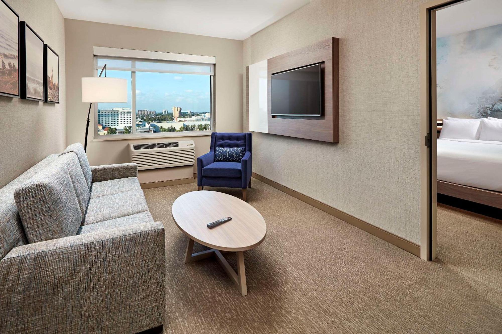 Cambria Hotel & Suites Anaheim Resort Area Zewnętrze zdjęcie