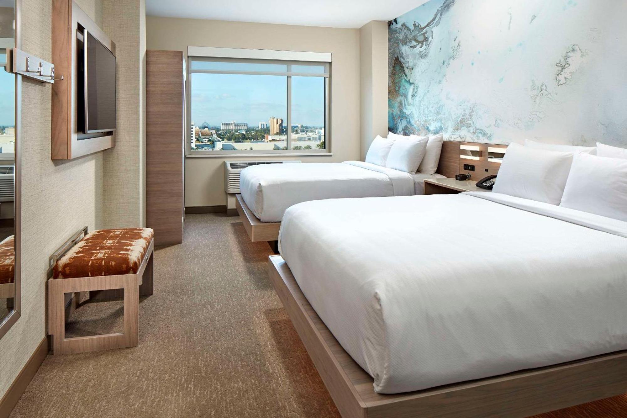 Cambria Hotel & Suites Anaheim Resort Area Zewnętrze zdjęcie